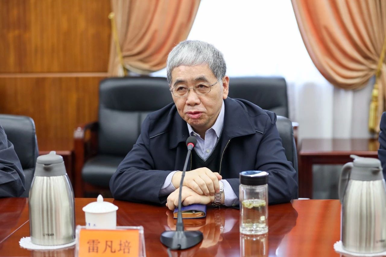 中国月博集团召开总部各部门2020年工作思路及工作重点汇报会